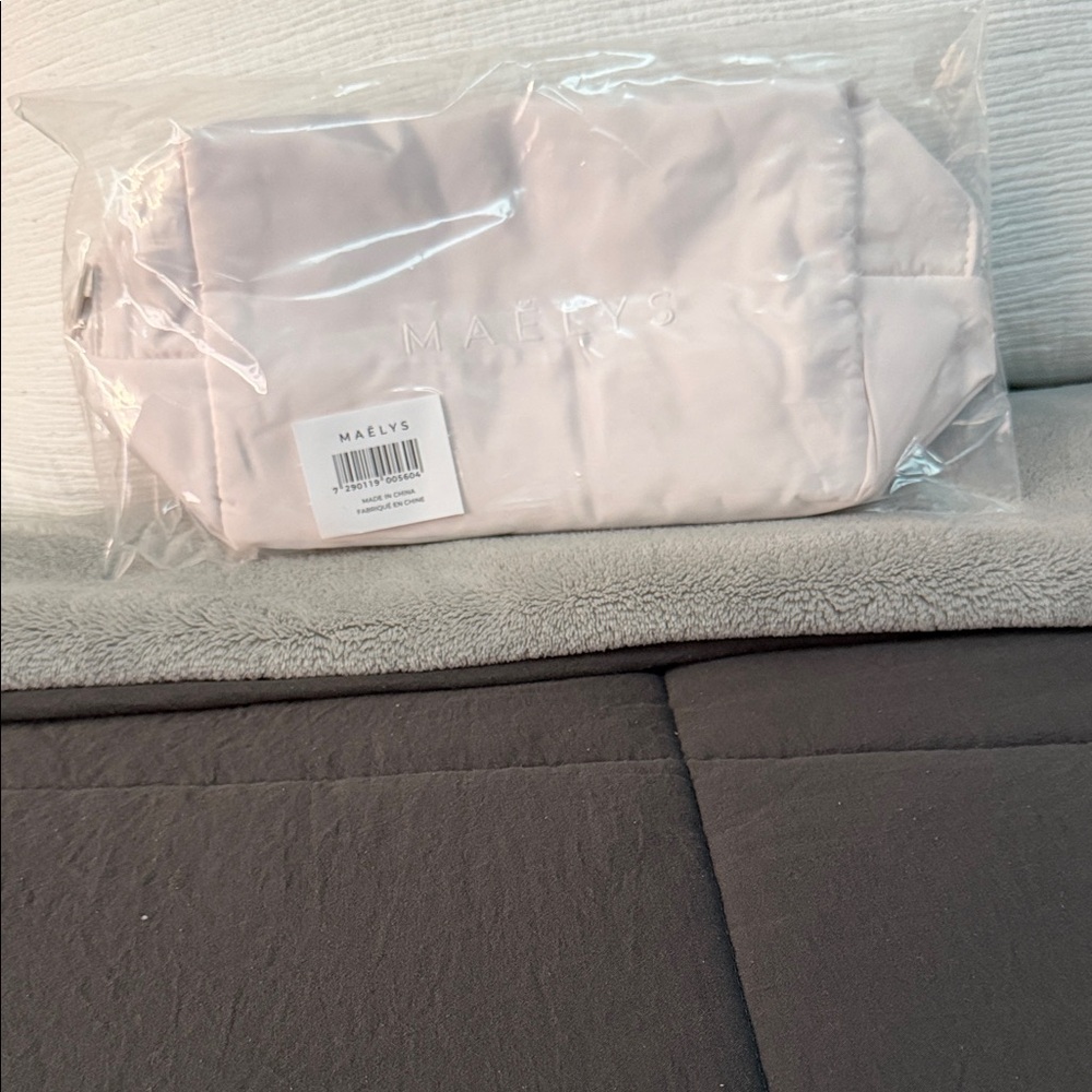 Maelys White Cosmetic Bag